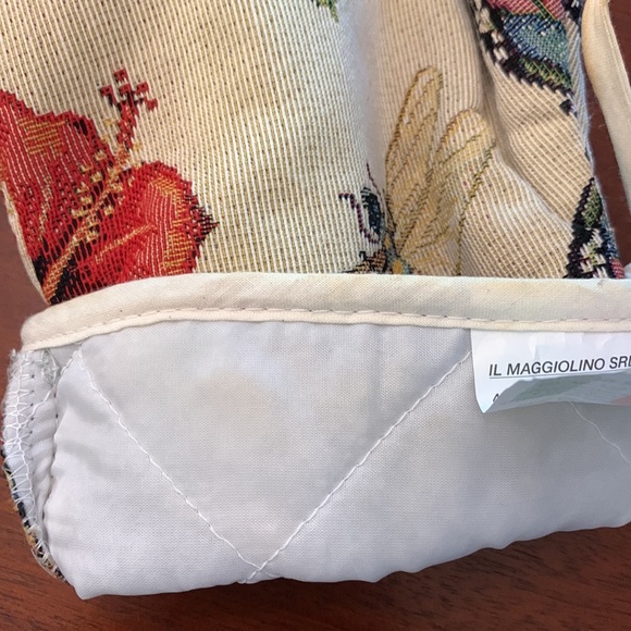 Apron and Mitten Set from Italy - Picture 10 of 10